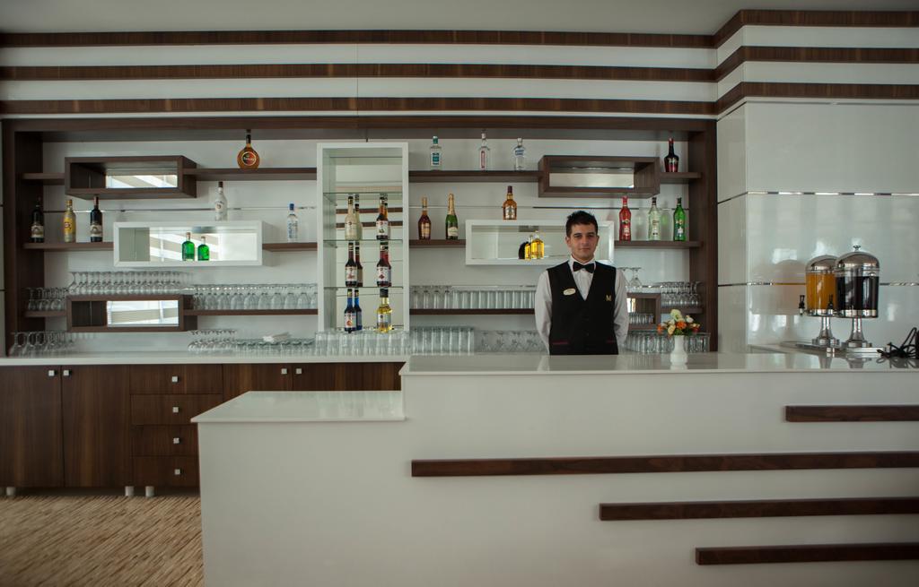Mitannia Regency Hotel Diyarbakir Exterior photo